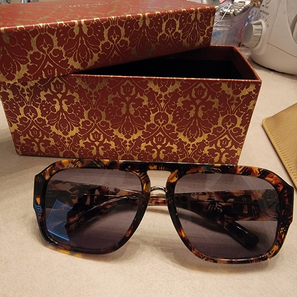 Authentic Dolce&Gabbana Sunglasses